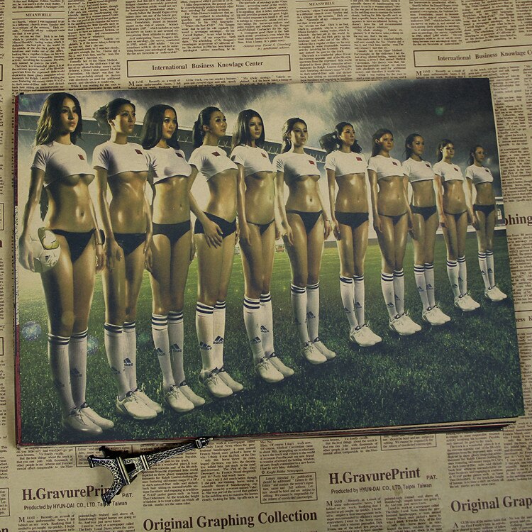 Vintage Sport Poster Femme